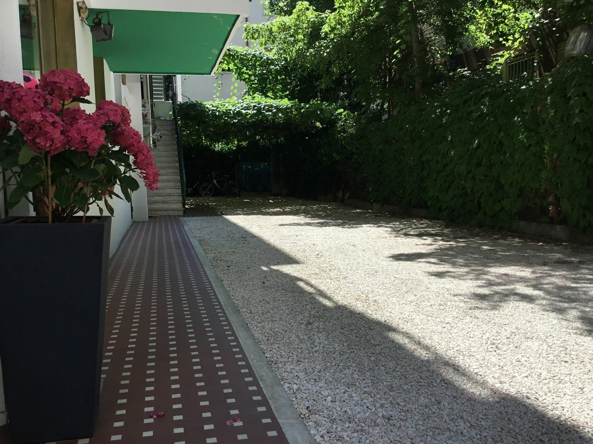 Hotel Mirella Rimini Kültér fotó